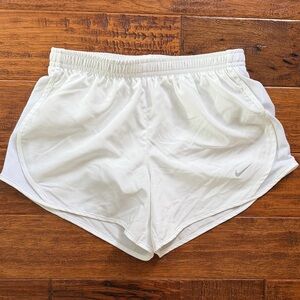 Nike Girls' Dry Tempo Running Shorts, size medium